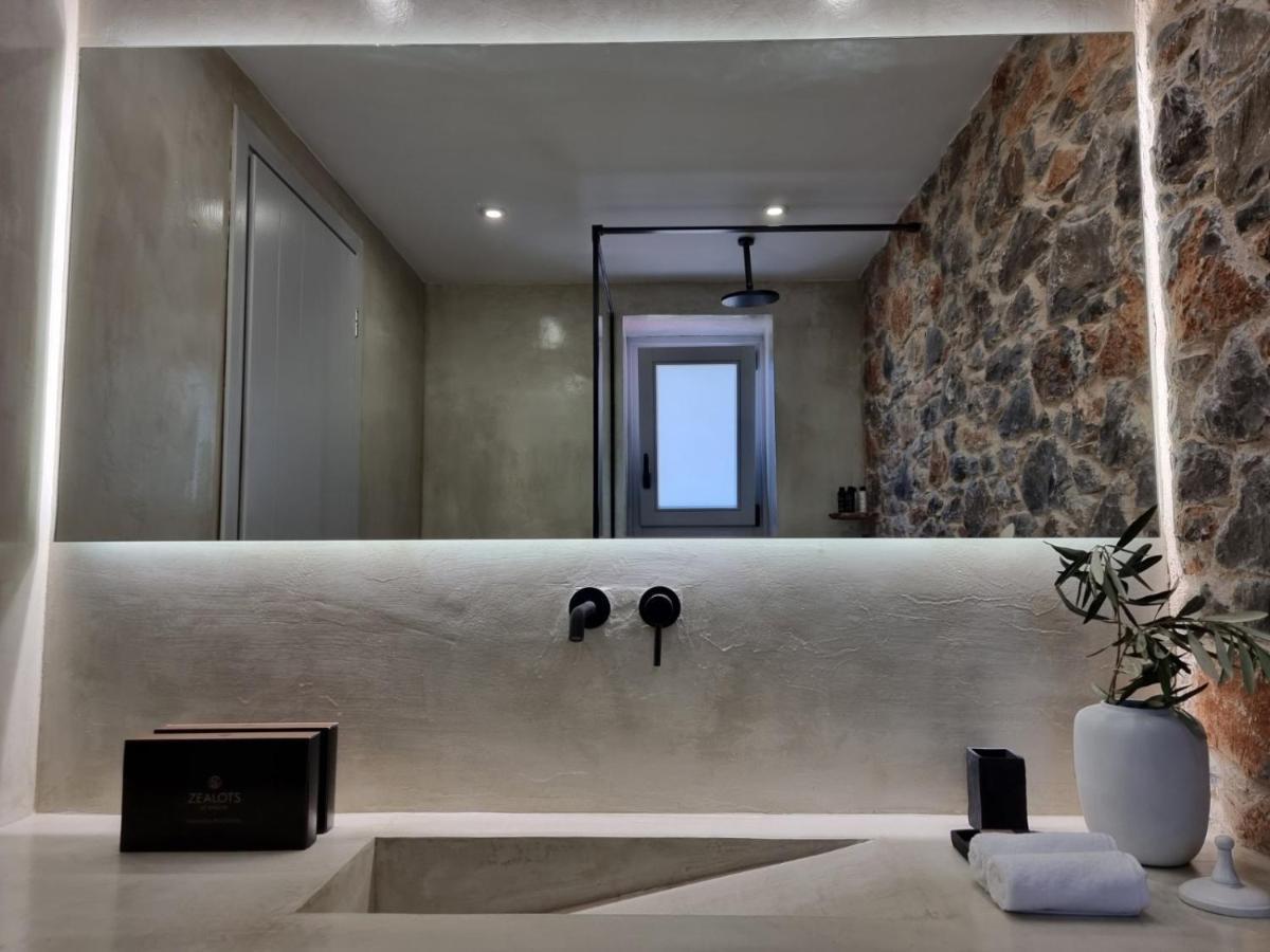 Stone Build Suite With Private Pool 콜리오스 외부 사진