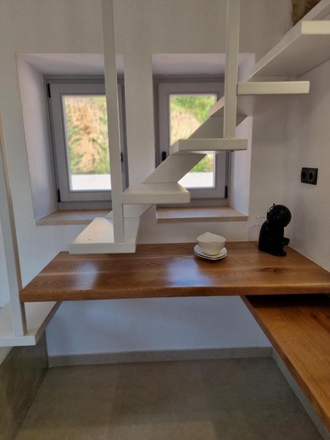 Stone Build Suite With Private Pool 콜리오스 외부 사진