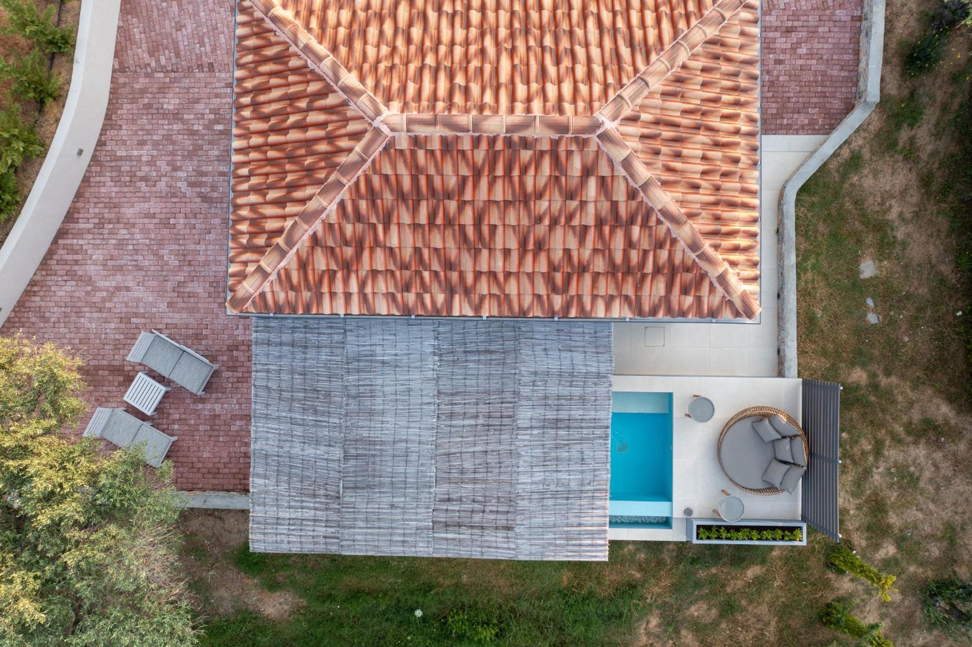 Stone Build Suite With Private Pool 콜리오스 외부 사진
