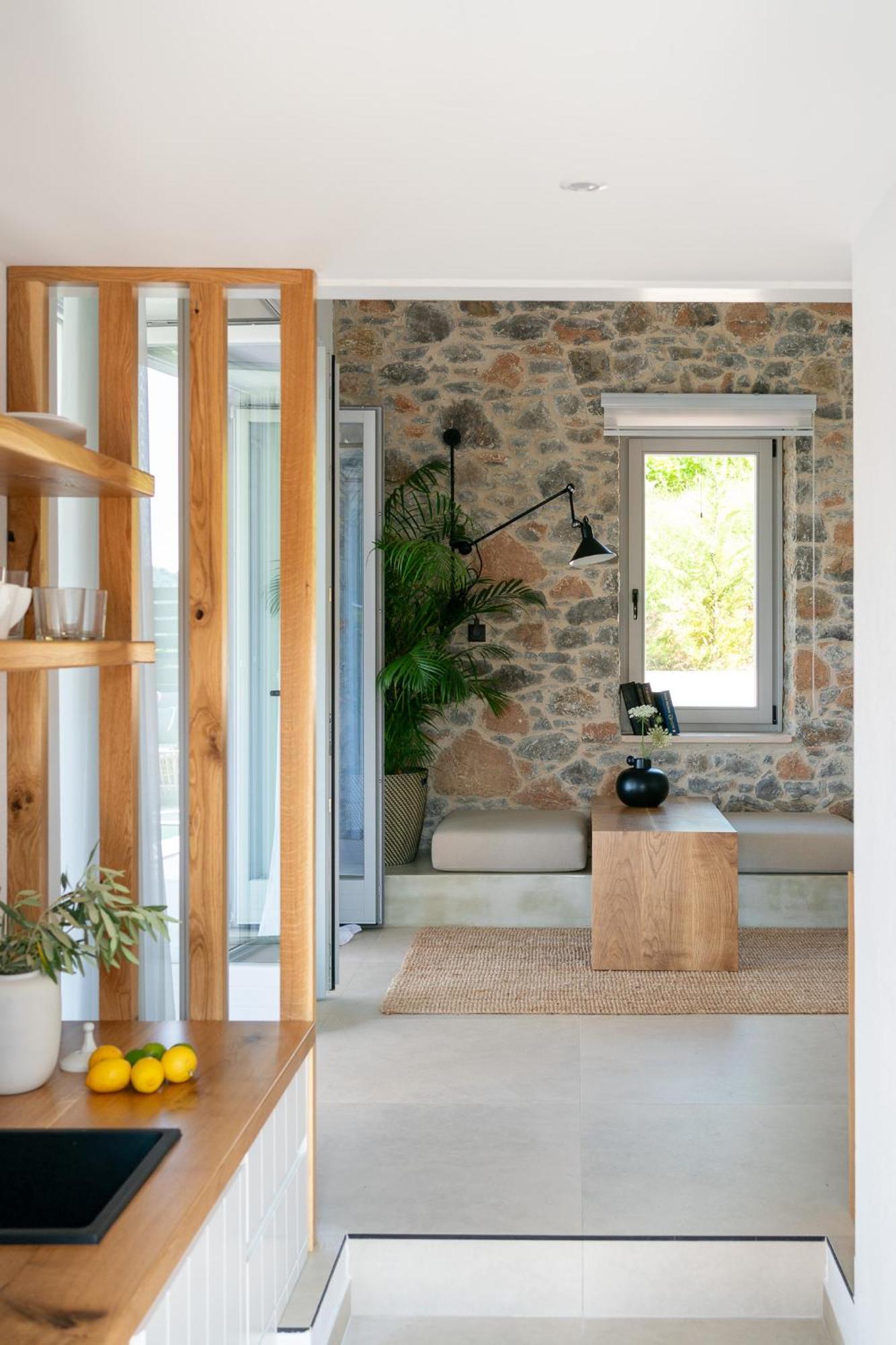 Stone Build Suite With Private Pool 콜리오스 외부 사진